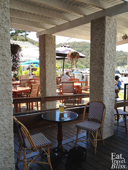 Patonga - Hotel courtyard 1
