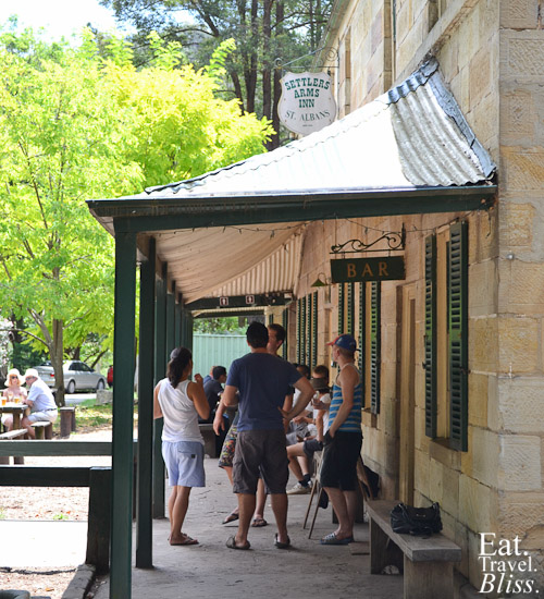St Albans - Settlers Arms - verandah