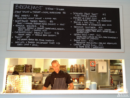 Balmoral Boatshed - breakfast