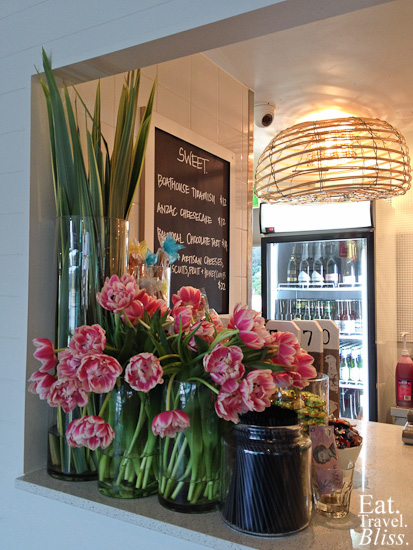 Balmoral Boatshed - cashier