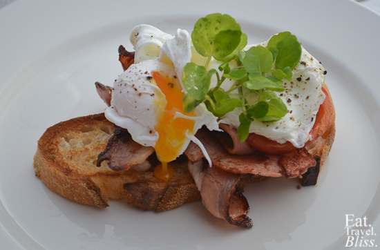 Balmoral Boatshed - egs and bacon